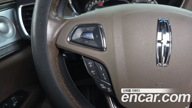 Lincoln MKX (II) 2.7 2WD 2018 — фото 40