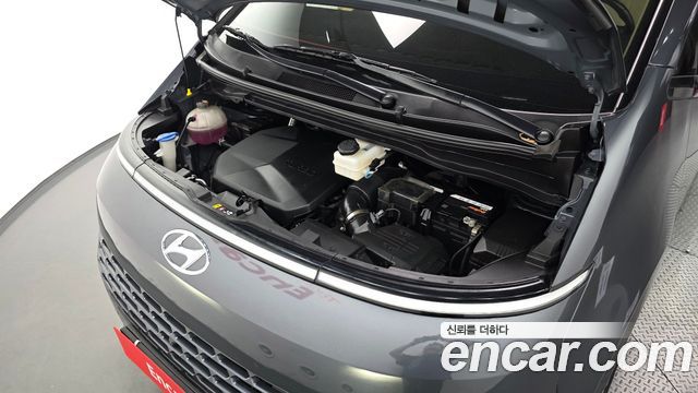 Hyundai Staria Cargo 5-Seater Modern 2023 — фото 6
