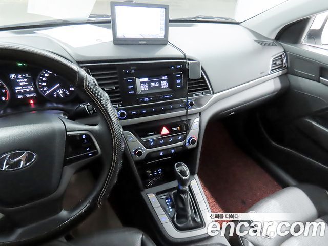 Hyundai Avante (AD) 1.6 GDI Value Plus 2018 — фото 15