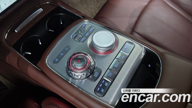 Genesis G90 (RS4) Gasoline 3.5 Turbo AWD 2023 — фото 9