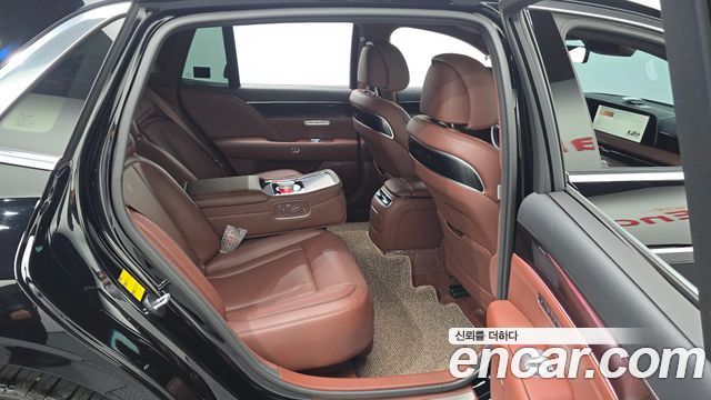 Genesis G90 (RS4) Gasoline 3.5 Turbo AWD 2023 — фото 12