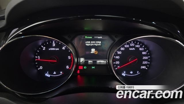 Kia Carnival 9-Seater Noblesse Special 2018 — фото 8