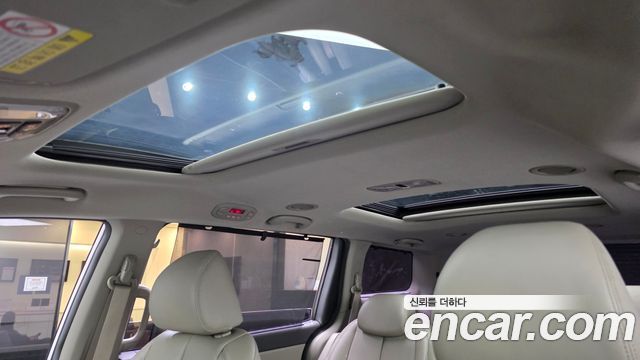 Kia Carnival 9-Seater Noblesse Special 2018 — фото 18