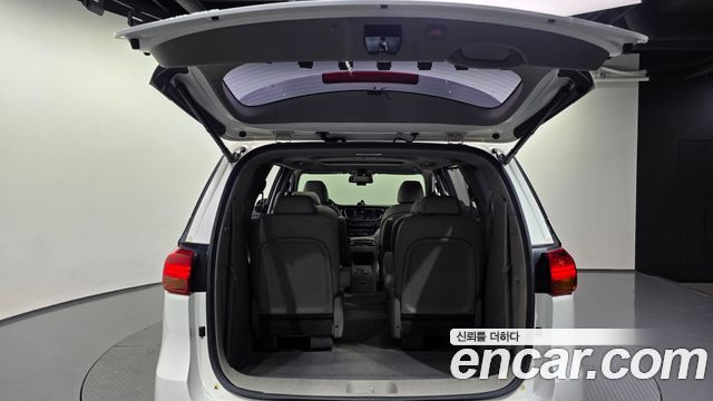 Kia Carnival 9-Seater Noblesse Special 2018 — фото 20