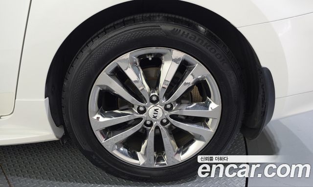 Kia Carnival 9-Seater Noblesse Special 2018 — фото 21