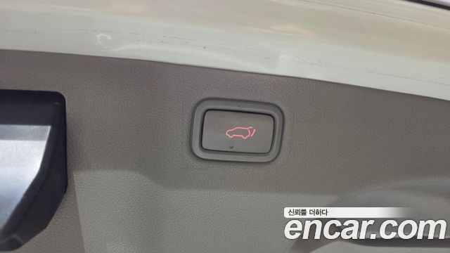 Kia Carnival 9-Seater Noblesse Special 2018 — фото 28