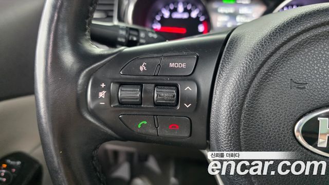 Kia Carnival 9-Seater Noblesse Special 2018 — фото 36