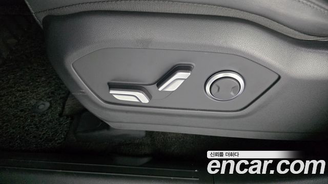 Hyundai Santa Fe (MX5) Gasoline 2.5T 2WD Prestige Plus 2025 — фото 31
