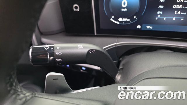 Hyundai Santa Fe (MX5) Gasoline 2.5T 2WD Prestige Plus 2025 — фото 37