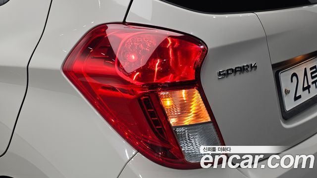 Chevrolet Spark LT 2019 — фото 23