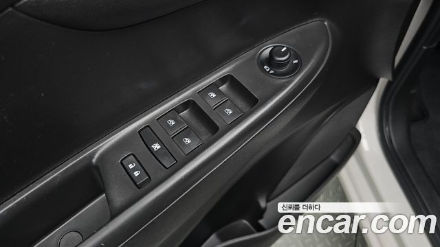 Chevrolet Spark LT 2019 — фото 27