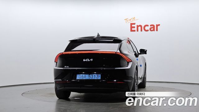 Kia EV6 Long Range Earth 2023 — фото 4