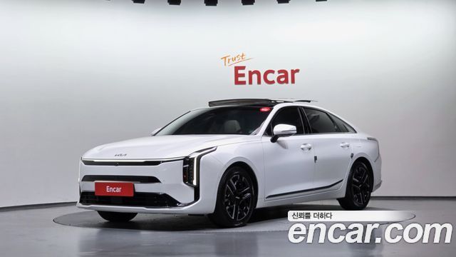 Kia K8 Hybrid Noblesse