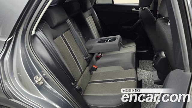 Volkswagen T-Roc 2.0 TDI Style 2021 — фото 11