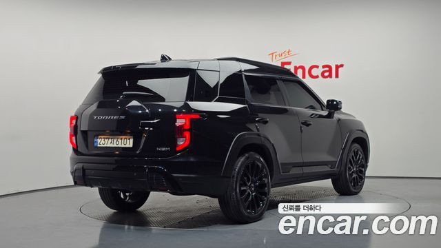 KG Mobility (SsangYong) Torres Gasoline 1.5 2WD Black Edition 2024 — фото 2