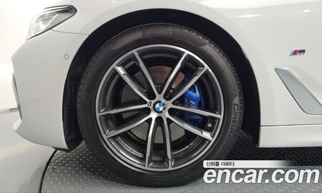 BMW 5 Series (G30) 520i M Sport 2022 — фото 5