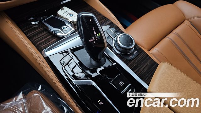 BMW 5 Series (G30) 520i M Sport 2022 — фото 9