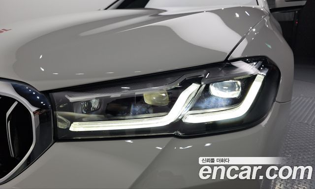BMW 5 Series (G30) 520i M Sport 2022 — фото 22
