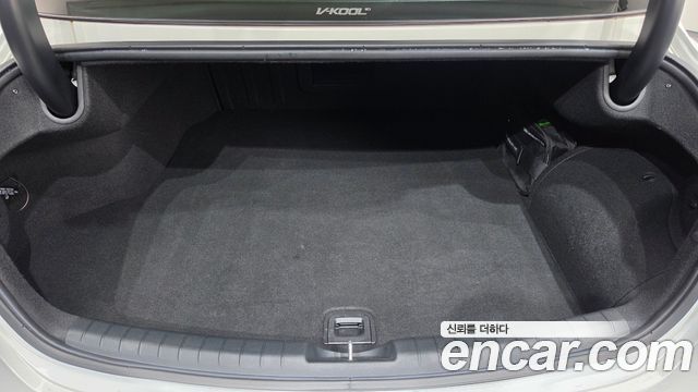 Hyundai Grandeur Hybrid (IG) Le Blanc 2023 — фото 23