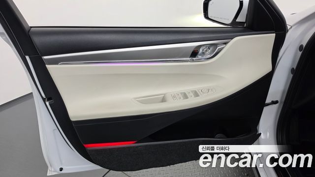 Hyundai Grandeur Hybrid (IG) Le Blanc 2023 — фото 30