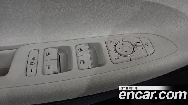 Hyundai Grandeur Hybrid (IG) Le Blanc 2023 — фото 36