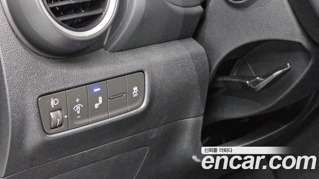 Hyundai Kona 1.6 Turbo 2WD Modern pop 2019 — фото 13