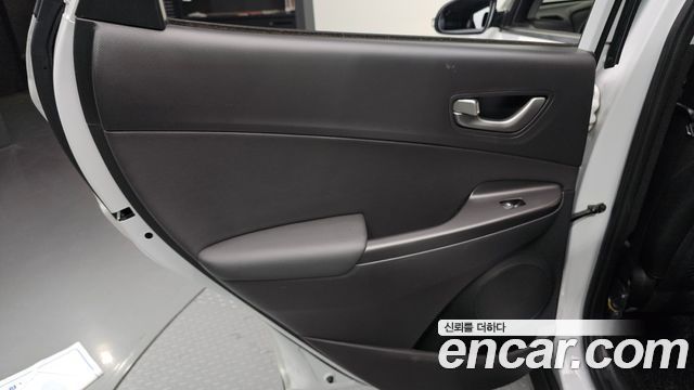 Hyundai Kona 1.6 Turbo 2WD Modern pop 2019 — фото 25
