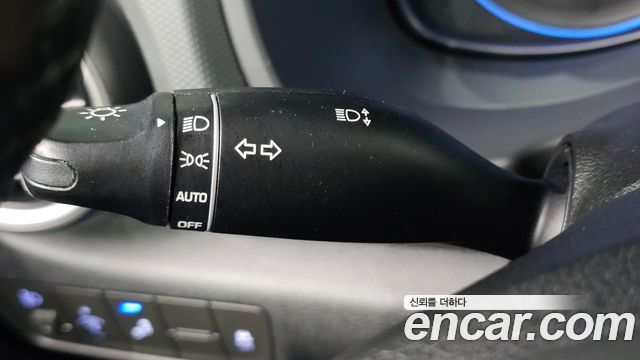 Hyundai Kona 1.6 Turbo 2WD Modern pop 2019 — фото 28