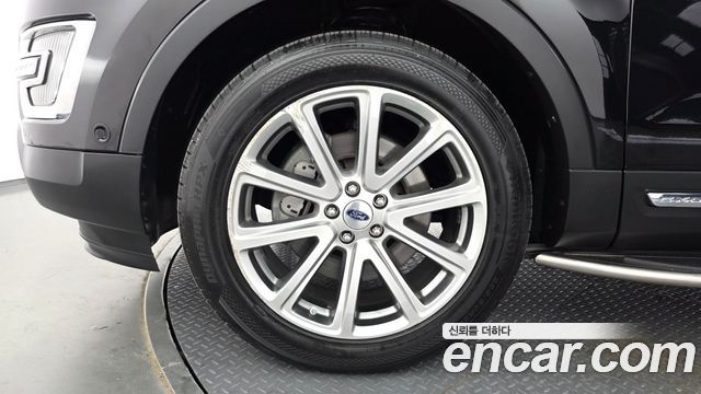 Ford Explorer 3.5 Limited 4WD 5th 2016 — фото 5