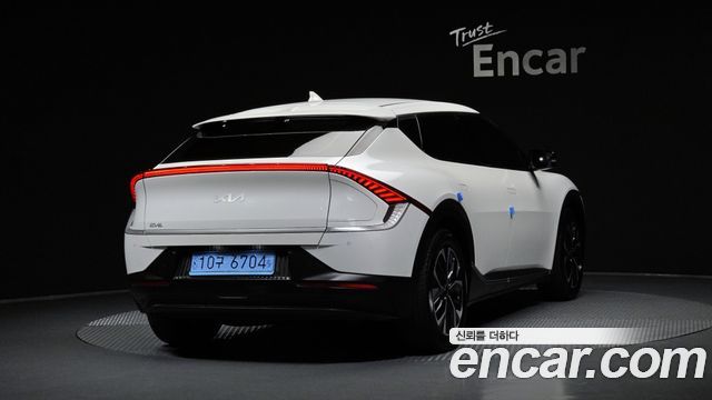 Kia EV6 Long Range Air 2023 — фото 2