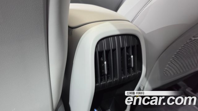 Hyundai Kona (SX2) Gasoline 2.0 2WD Premium 2024 — фото 19