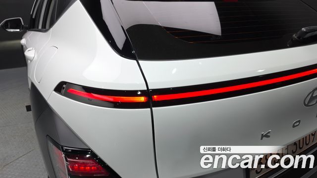 Hyundai Kona (SX2) Gasoline 2.0 2WD Premium 2024 — фото 23