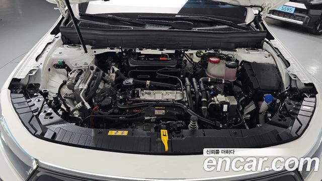 Mercedes-Benz EQB (X243) EQB300 4MATIC AMG Line 2023 — фото 6