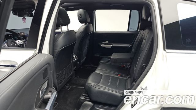 Mercedes-Benz EQB (X243) EQB300 4MATIC AMG Line 2023 — фото 11