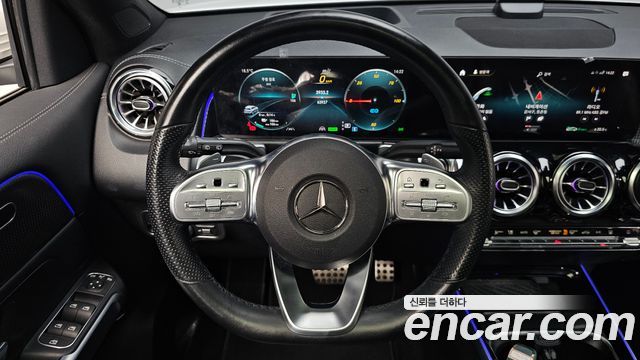 Mercedes-Benz EQB (X243) EQB300 4MATIC AMG Line 2023 — фото 13
