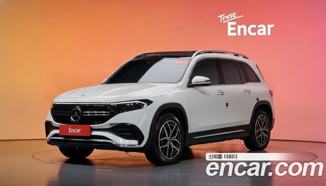 Mercedes-Benz EQB (X243) EQB300 4MATIC AMG Line