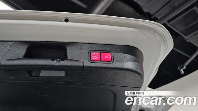 Mercedes-Benz EQB (X243) EQB300 4MATIC AMG Line 2023 — фото 27