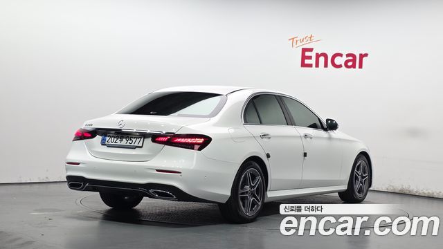 Mercedes-Benz E-Class (W213) E250 AMG Line 2023 — фото 2