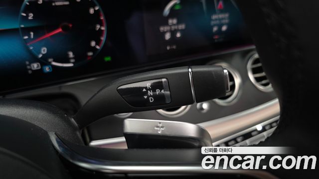 Mercedes-Benz E-Class (W213) E250 AMG Line 2023 — фото 9