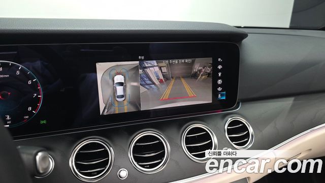 Mercedes-Benz E-Class (W213) E250 AMG Line 2023 — фото 16