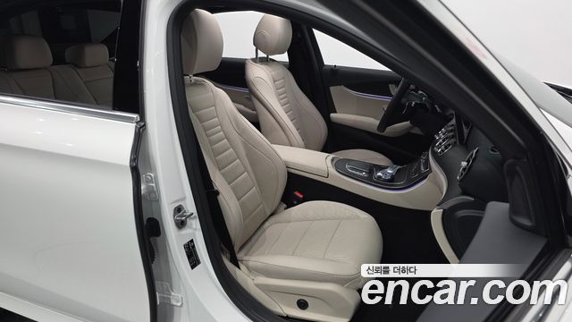 Mercedes-Benz E-Class (W213) E250 AMG Line 2023 — фото 26