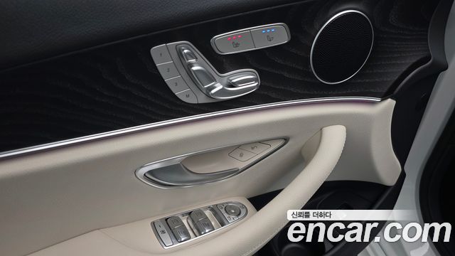 Mercedes-Benz E-Class (W213) E250 AMG Line 2023 — фото 27