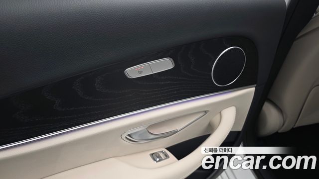 Mercedes-Benz E-Class (W213) E250 AMG Line 2023 — фото 29