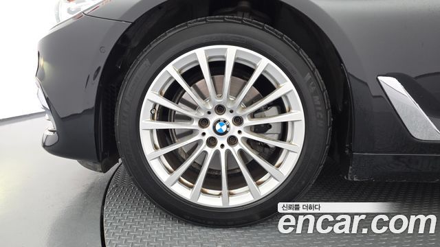 BMW 5 Series (G30) 520i Luxury 2020 — фото 5