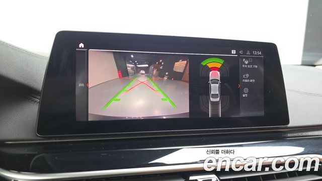BMW 5 Series (G30) 520i Luxury 2020 — фото 15