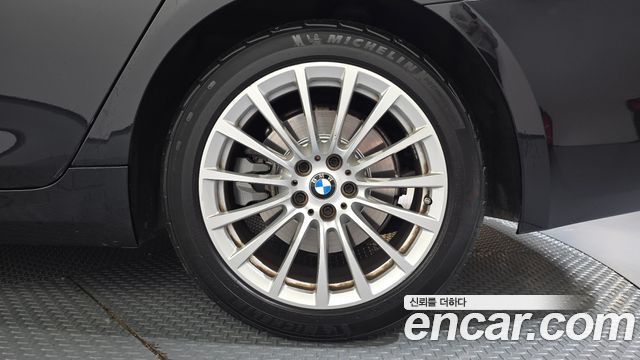 BMW 5 Series (G30) 520i Luxury 2020 — фото 21
