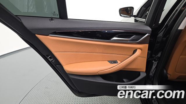 BMW 5 Series (G30) 520i Luxury 2020 — фото 25