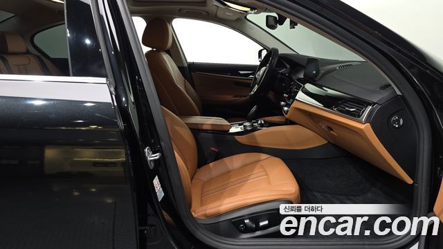 BMW 5 Series (G30) 520i Luxury 2020 — фото 26
