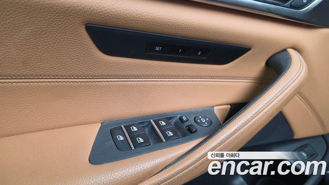 BMW 5 Series (G30) 520i Luxury 2020 — фото 28