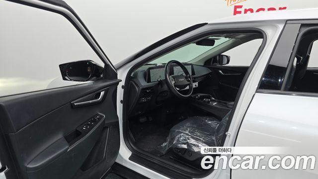 Kia EV6 Long Range Air 2023 — фото 10